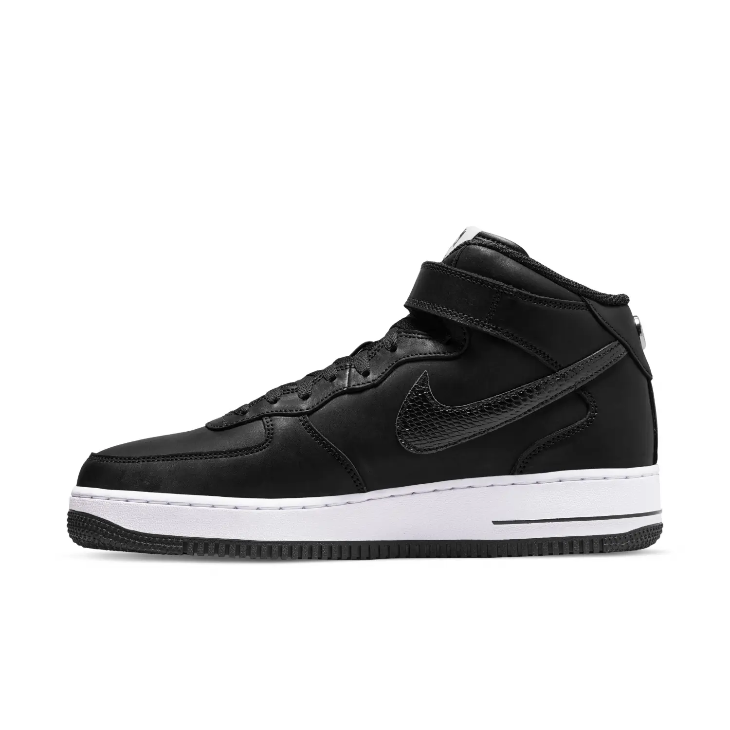 Nike Air Force 1'07 Erkek Günlük Ayakkabı - DJ7840-001